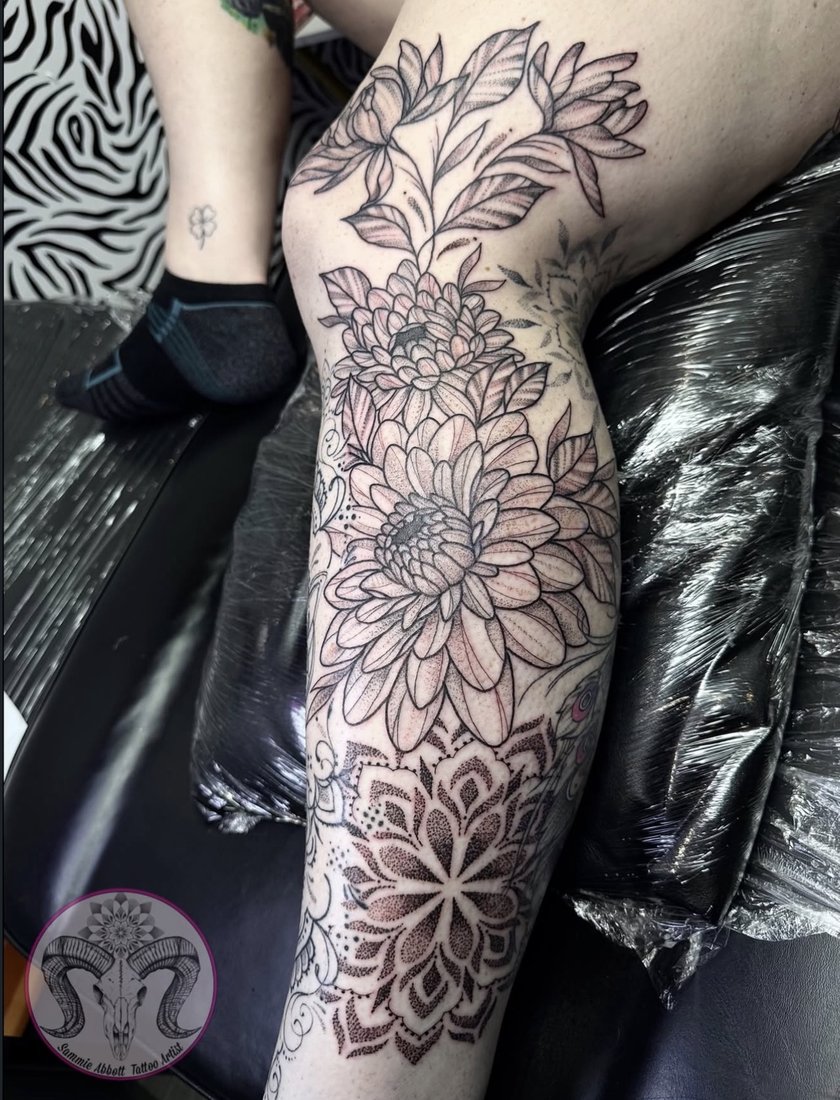 Dahlias and dotwork mandala leg sleeve
